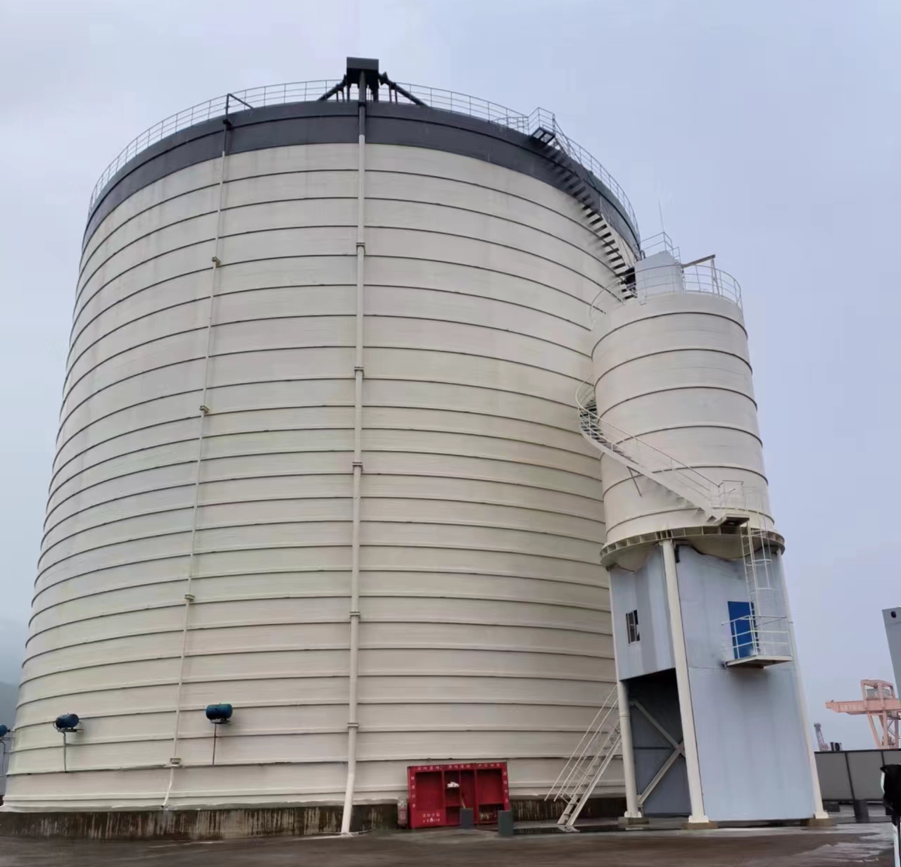 南头镇10万吨水泥钢板库